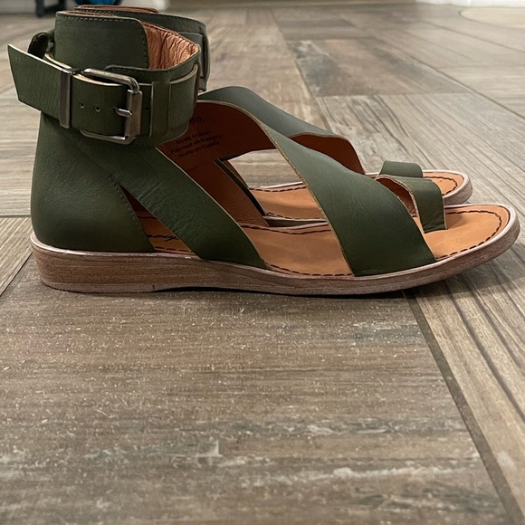 💖💖Free People Vale Bootie Sandals in khaki, green sz 10 - Picture 6 of 9